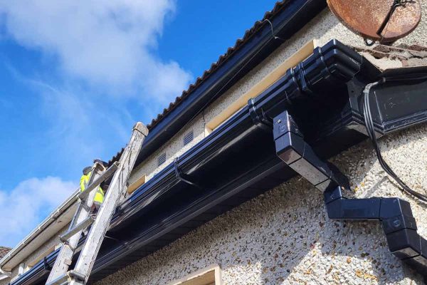 gutter and fascia replacement in 
